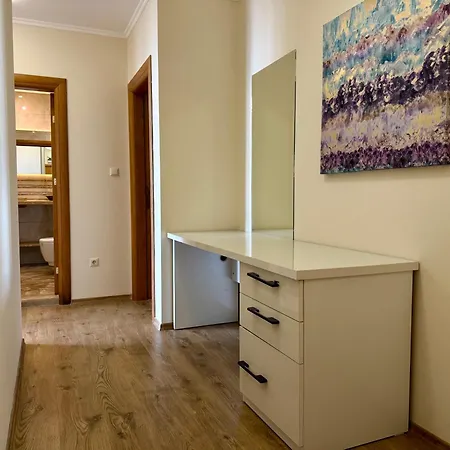 Cosher Gardenia Palace 6 شقة *